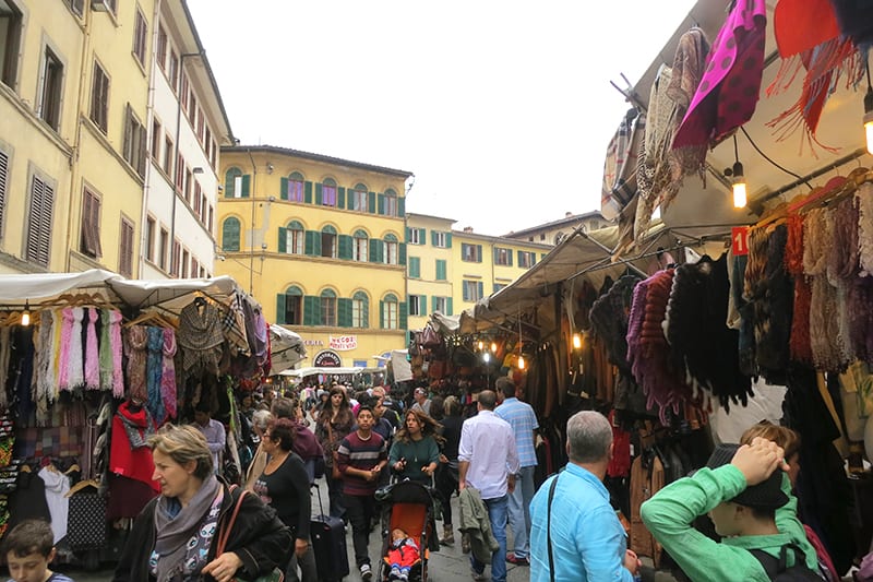 Shopping in Florence, San Lorenzo market