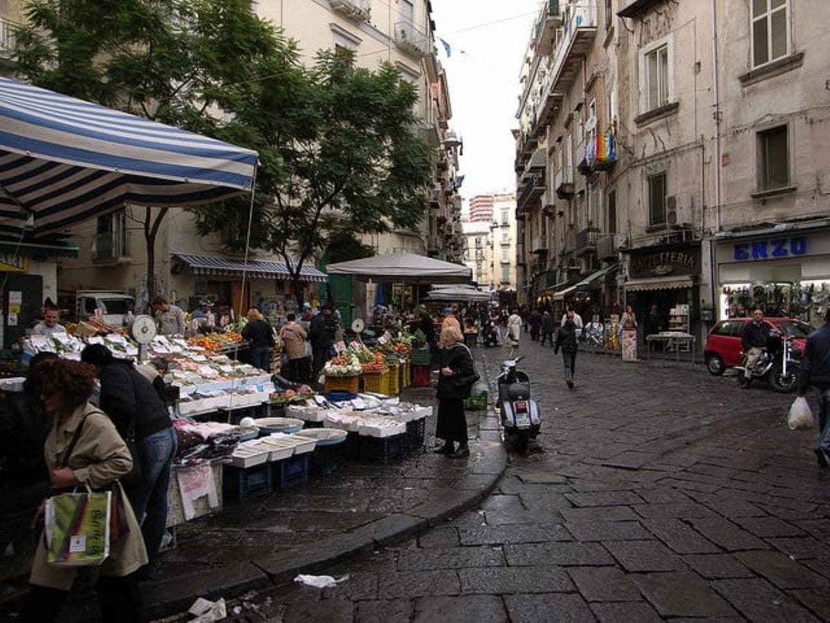 Pignasecca food market in Naples